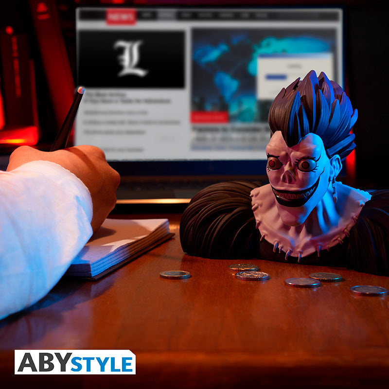 Skarbonka Death Note z motywem Ryuk — ujęcie 3