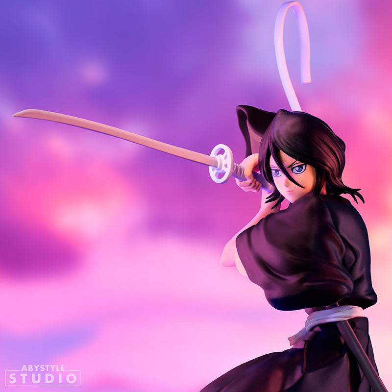 Figurka kolekcjonerska Bleach z motywem Rukia, ujęcie 3