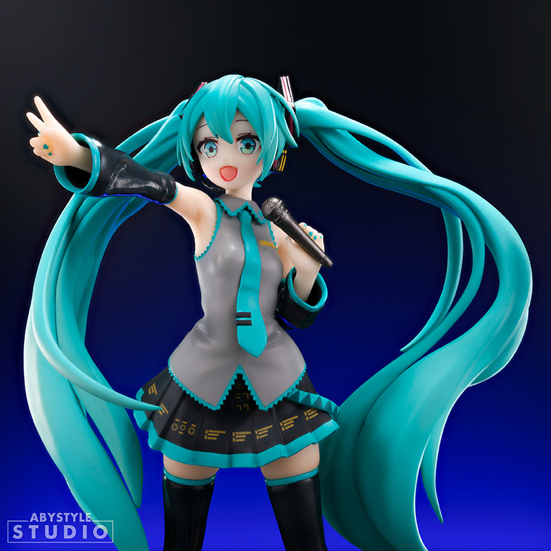 Figurka kolekcjonerska Hatsune Miku z motywem Hatsune Miku, ujęcie 4