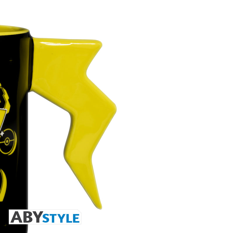 Kubek 3D Pokémon z motywem handle Pikachu lightening bolt — ujęcie 3