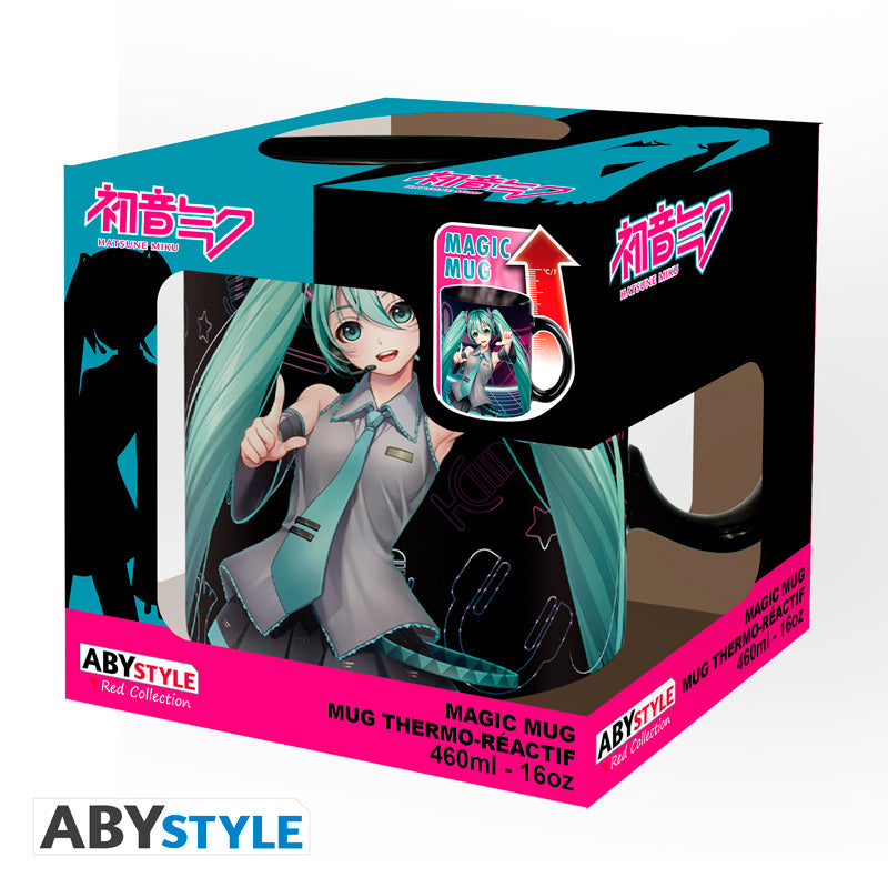 Kubek zmieniający kolor Hatsune Miku z motywem Hatsune Miku — ujęcie 4