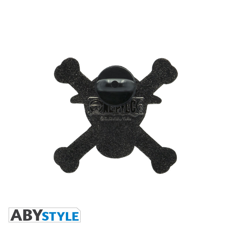 Pin One Piece z motywem Skull — ujęcie 2
