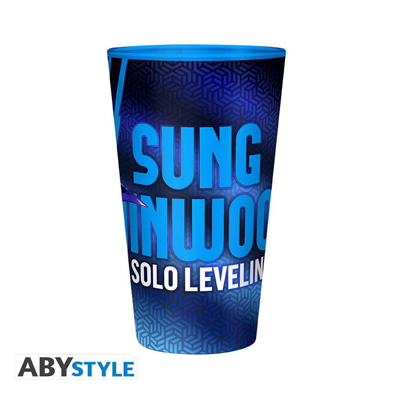 Szklanka XXL Solo Leveling z motywem Sung Jinwoo — ujęcie 2