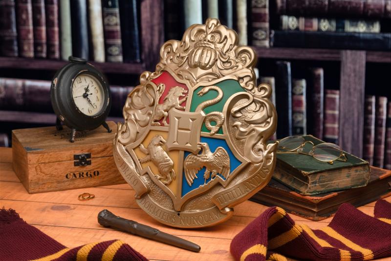 Lampka Harry Potter Herb Hogwart sterowana różdżką
