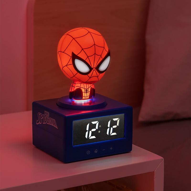 Zegar Marvel Spider-Man Budzik z Lampką — shot 2