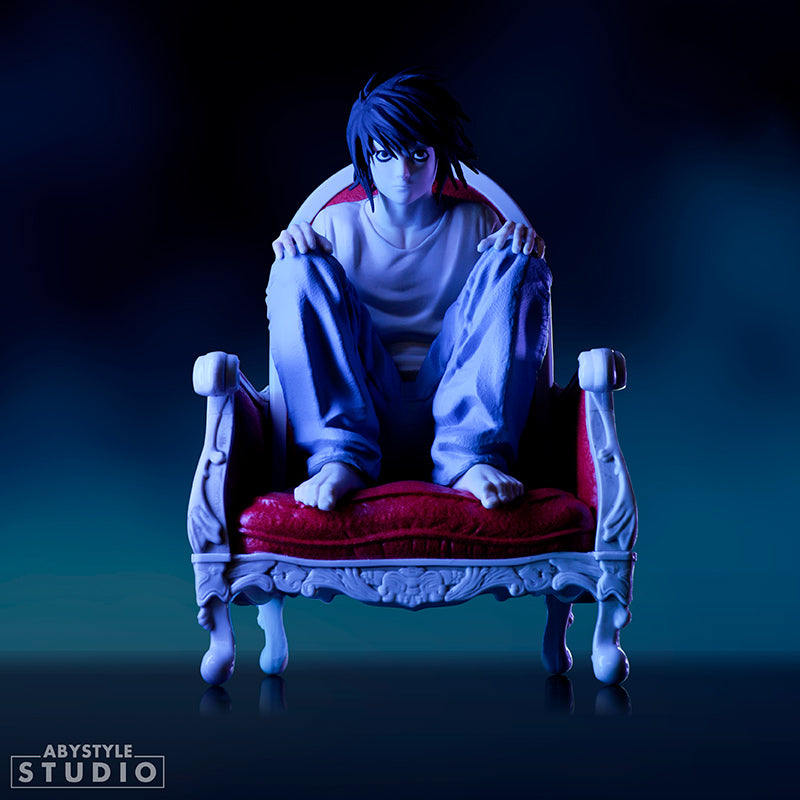 Figurka kolekcjonerska Death Note z motywem L, ujęcie 2 — shot 2