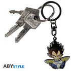 Brelok metalowy Dragon Ball z motywem Vegeta — ujęcie 2
