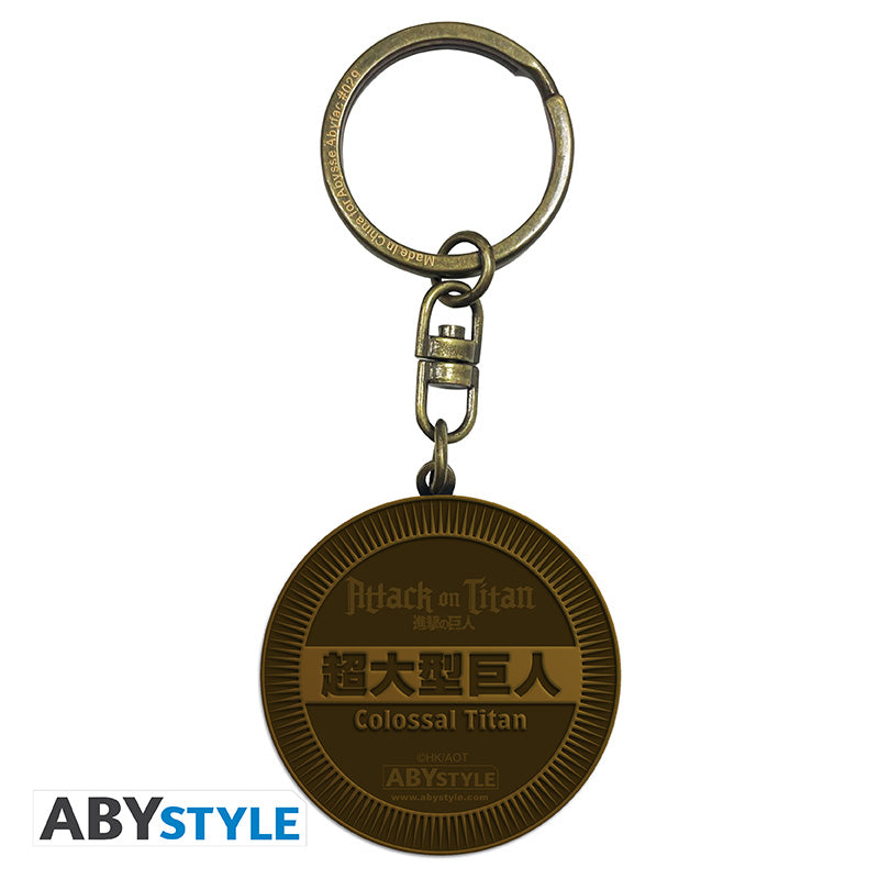 Brelok metalowy Attack on Titan z motywem Colossal Titan Medallion — ujęcie 3 — ujęcie 3