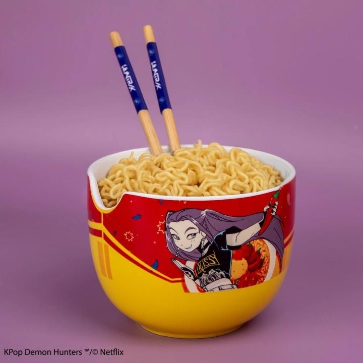 Zestaw do ramen K-POP Demon Hunters Mira miska z pałeczkami